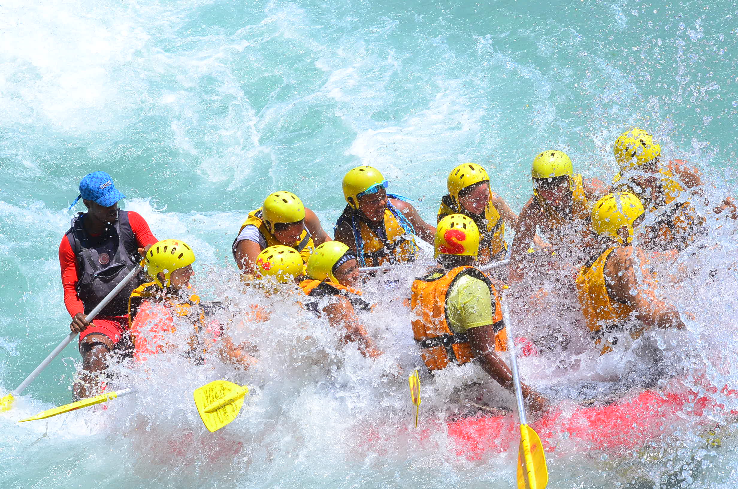 Tazı Kanyonu + Rafting + Zipline (3'ün 1)
