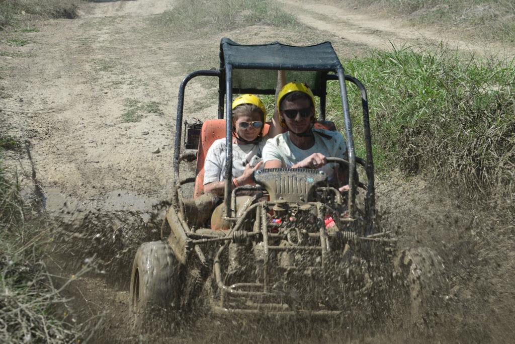 Buggy Safari + Monster + Rafting + Zipline (4'in 1)